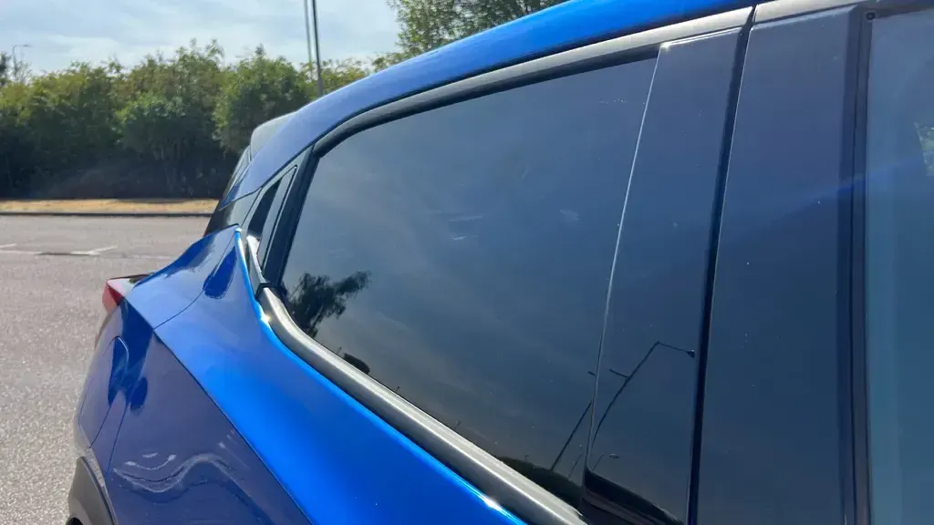 Used Nissan Juke Tekna 114 HP (83 kW) 2023 Blue SUV