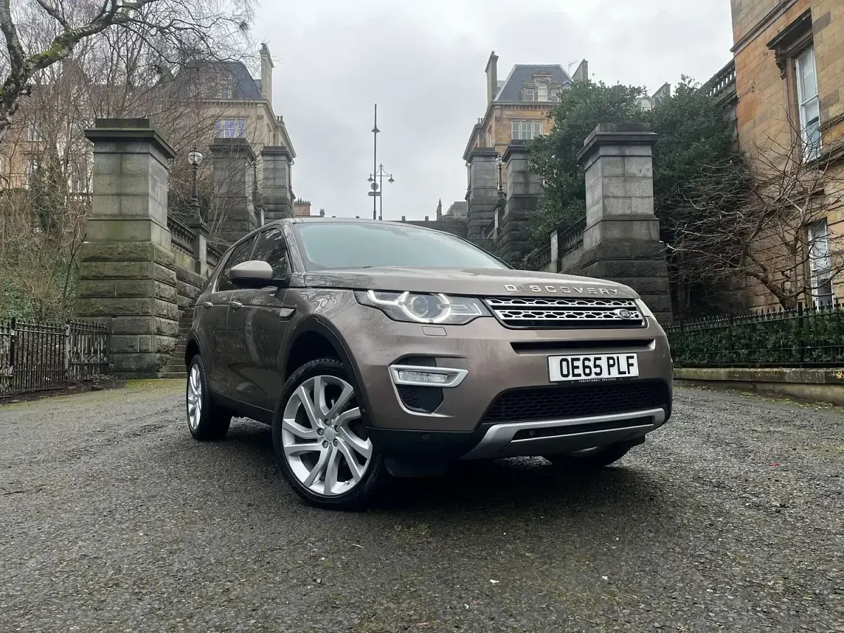 Used Land Rover Discovery Sport HSE Luxury 180 HP (132 kW) 2015 Brown SUV