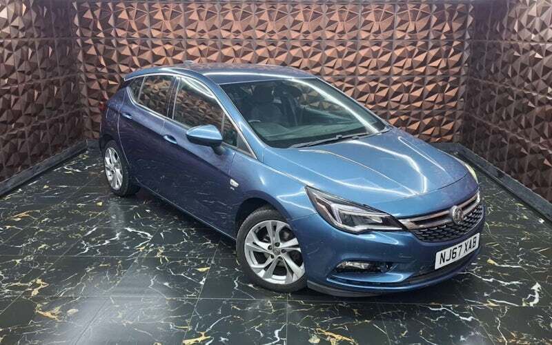 Used Vauxhall Astra SRi 150 HP (110 kW) 2019 Hatchback