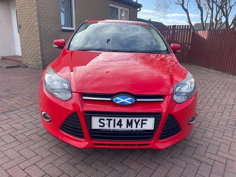 Used Ford Focus Zetec 2014 Red Hatchback
