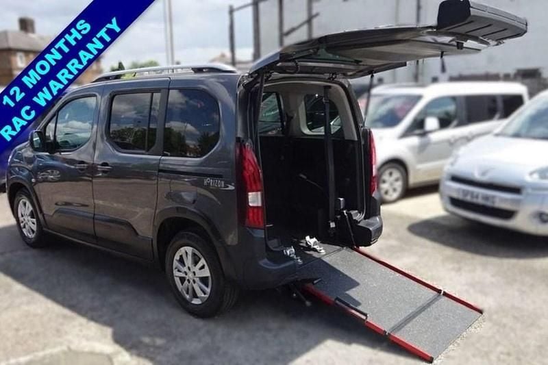 Grey Used 2020 Peugeot Rifter Access MPV | £15,995 (Fair price) - Image 1/1