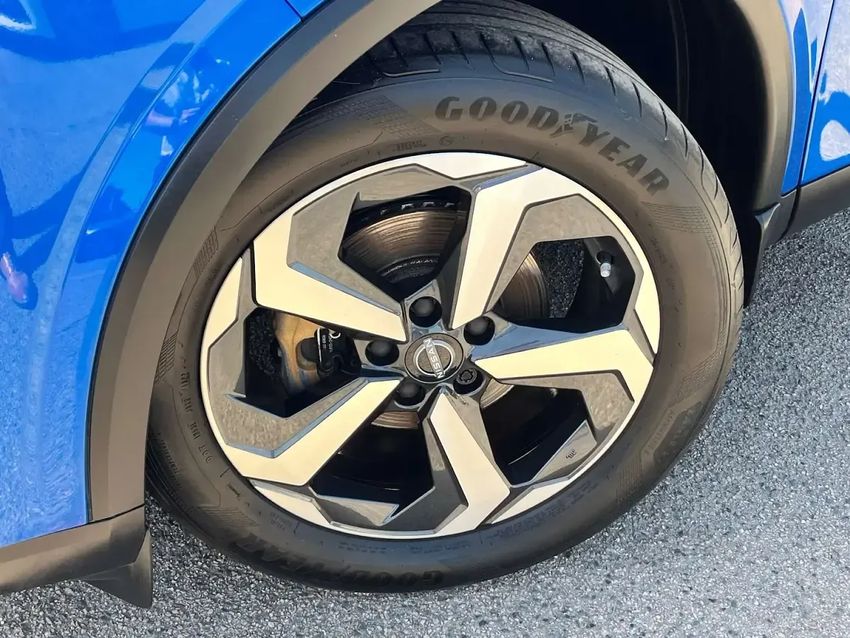 Used Nissan Qashqai N-Connecta 2023 Blue SUV