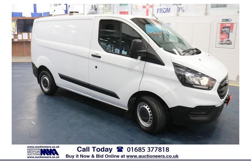 Used Ford Transit Custom 105 HP (77 kW) 2018 White Van