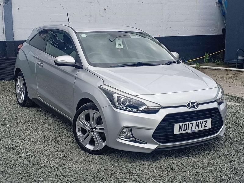 Silver Used 2017 Hyundai i20 Sport Coupe | £5,195 (Fair price) - Image 1/4