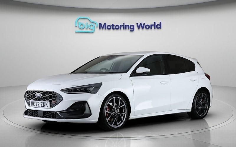Used Ford Focus ST 280 HP (205 kW) 2023 White Hatchback