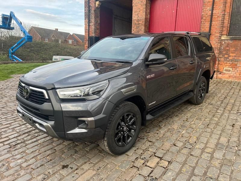 New Toyota HiLux 204 HP (150 kW) 2026 Grey Pickup