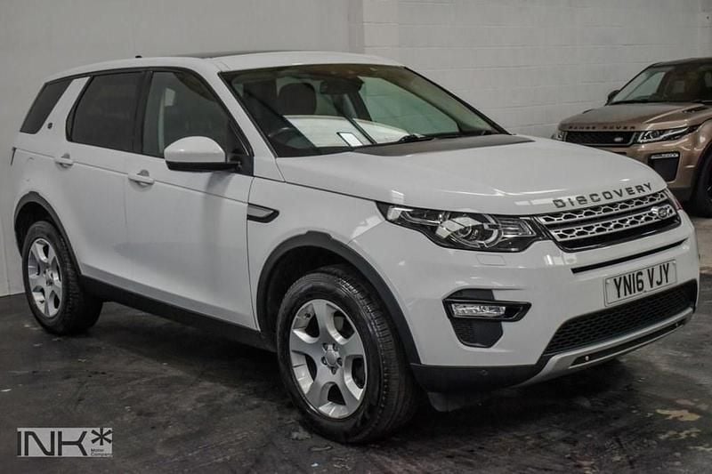 Used Land Rover Discovery Sport HSE 150 HP (110 kW) 2016 White SUV