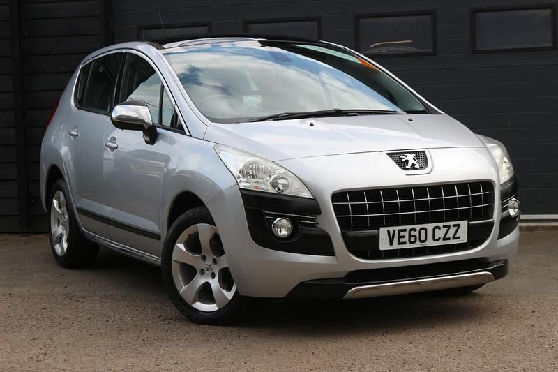 Silver Used 2011 Peugeot 3008 Hatchback | £2,495 (Fair price) - Image 1/4