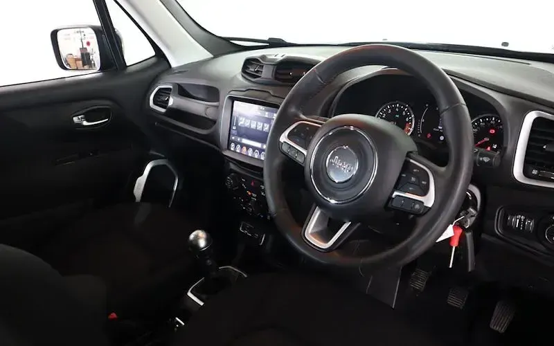 Used Jeep Renegade Longitude 120 HP (88 kW) 2021 Black SUV