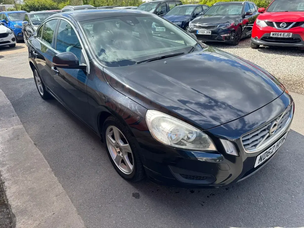 Used Volvo S60 SE 163 HP (119 kW) 2012 Black Sedan