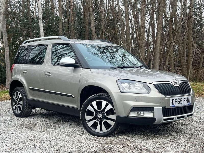 Used Skoda Yeti Outdoor LAURIN & KLEMENT 2015 Beige SUV