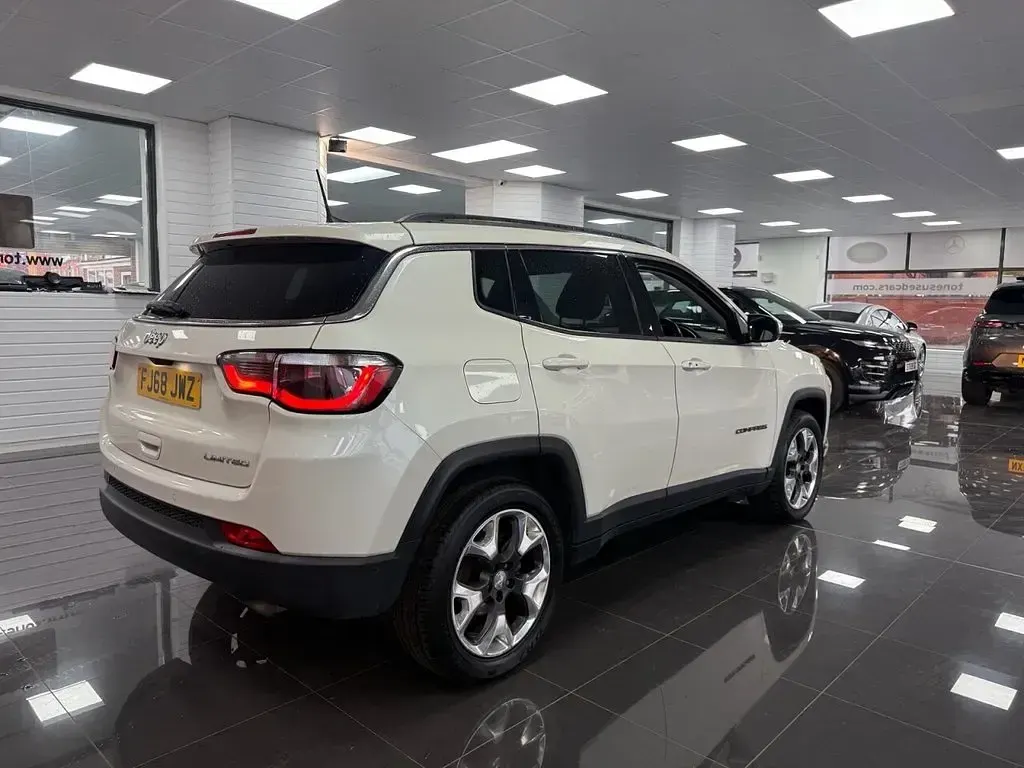 Used Jeep Compass Limited 140 HP (102 kW) 2018 White SUV