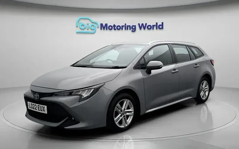 Used Toyota Corolla 122 HP (89 kW) 2022 Grey Estate