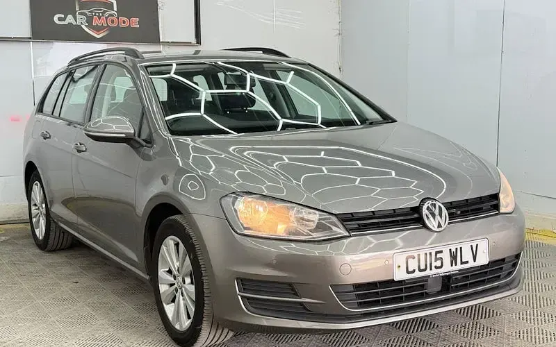Used VW Golf VII SE 122 HP (89 kW) 2015 Grey Estate
