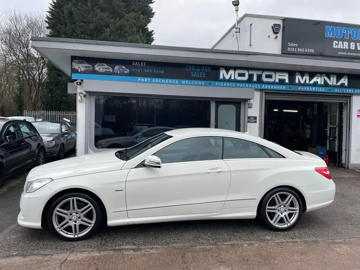 Used Mercedes E350 2010 White Coupe