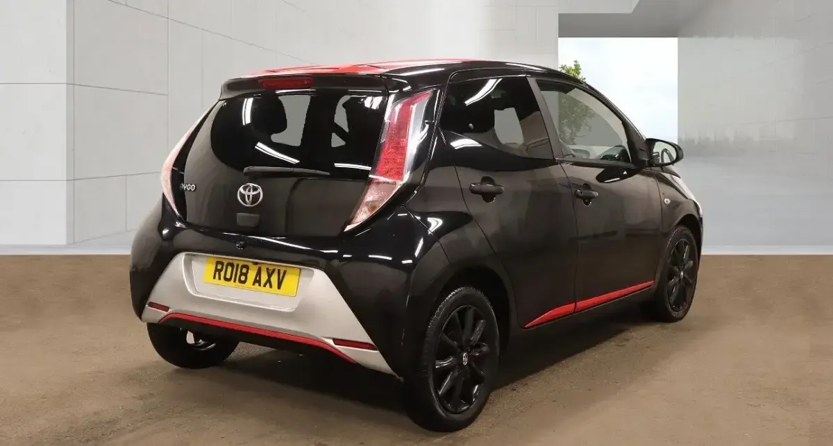 Used Toyota Aygo x-press 2018 Black Hatchback