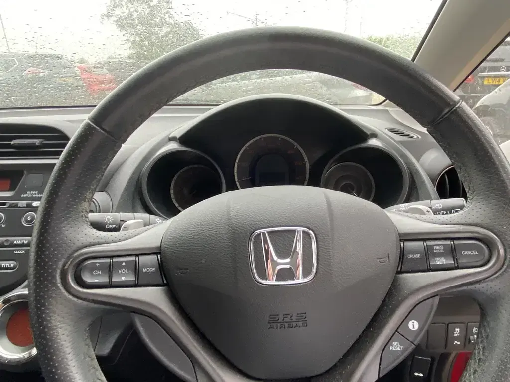Used Honda Jazz ES 99 HP (72 kW) 2013 Red Hatchback