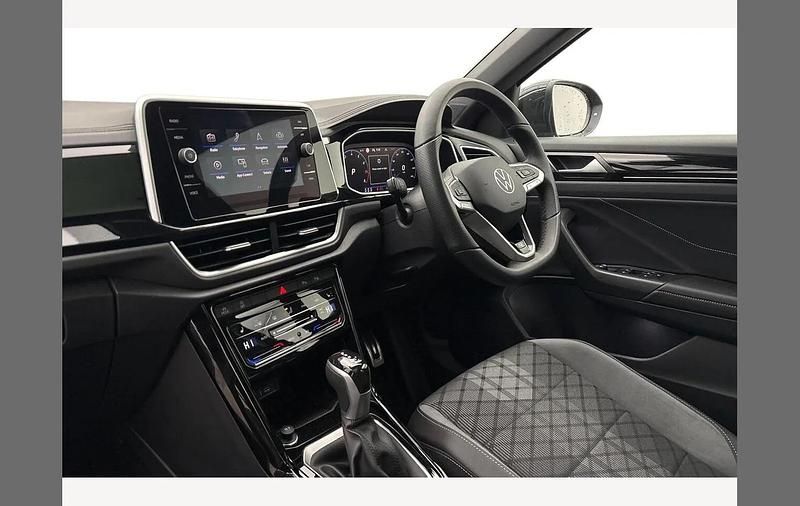 Used VW T-Roc R-line 150 HP (110 kW) 2025 Black SUV