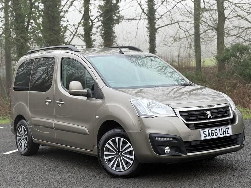 Bronze Used 2016 Peugeot TePee Allure MPV | £9,250 (Fair price) - Image 1/4