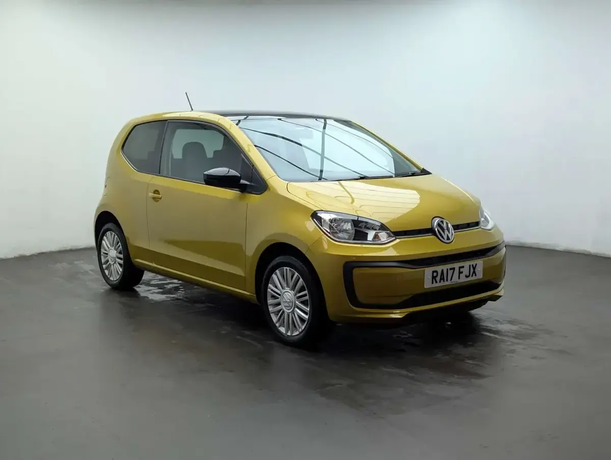 Usado VW up! S 60 HP (44 kW) 2017 Amarelo Citadino
