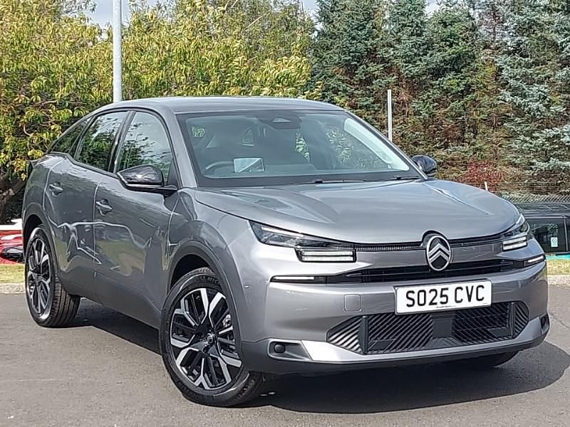 Metallic mercury grey New 2025 Citroën C4 Hatchback | £20,498 (Super price) - Image 1/4