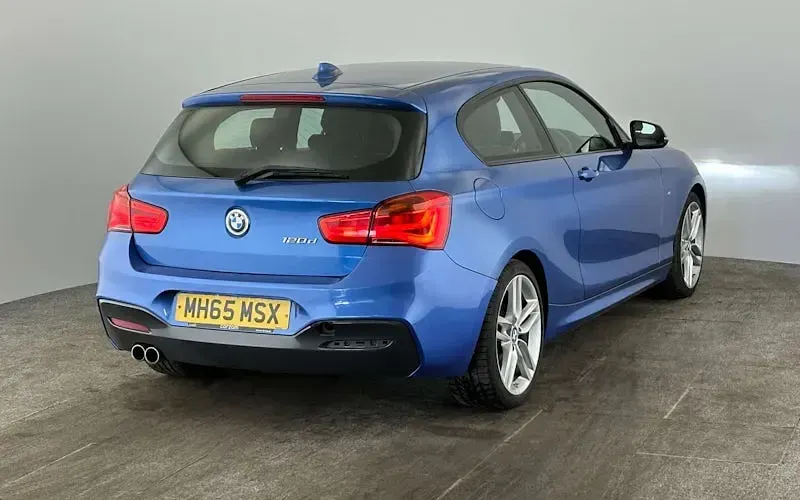 Used BMW 120 M Sport 190 HP (139 kW) 2016 Blue Hatchback