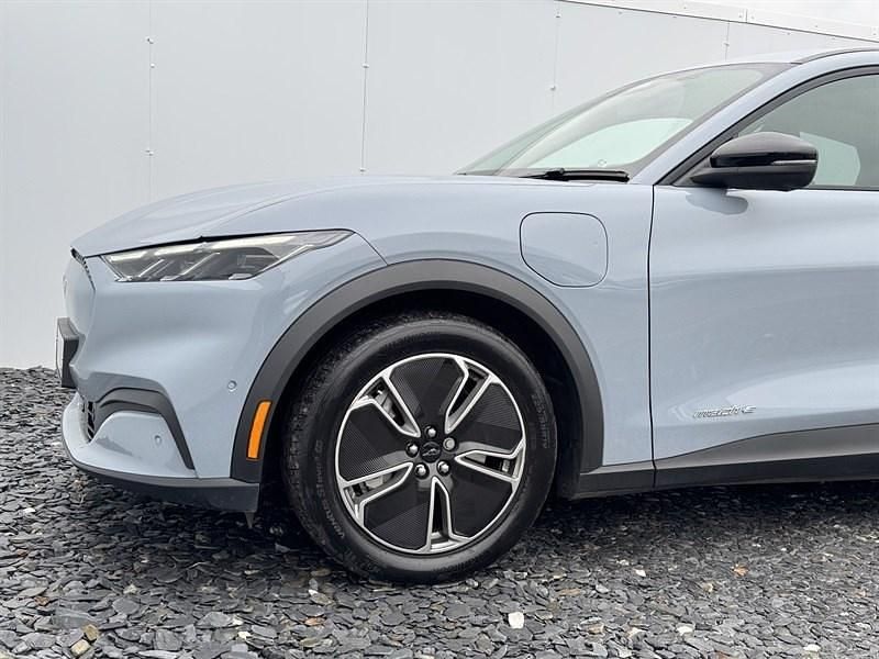 Used Ford Mustang Mach-E Select 197 kW (268 HP) 2024 SUV