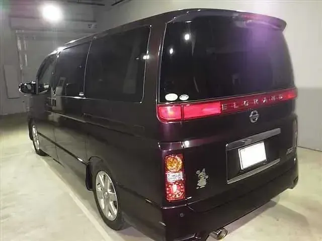 Used Nissan Elgrand 2007 Purple