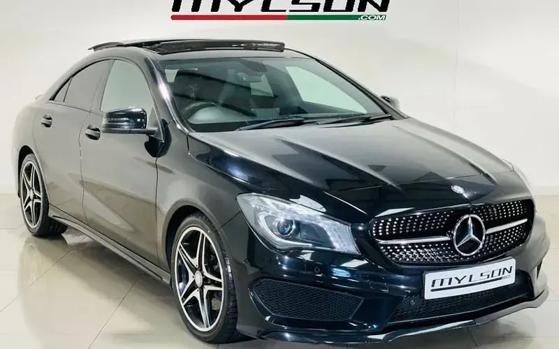 Usado Mercedes CLA220 AMG 170 HP (125 kW) 2014 Sedan