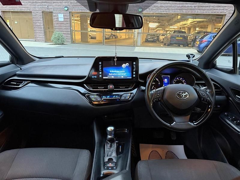 Used Toyota C-HR 2018 Blue SUV