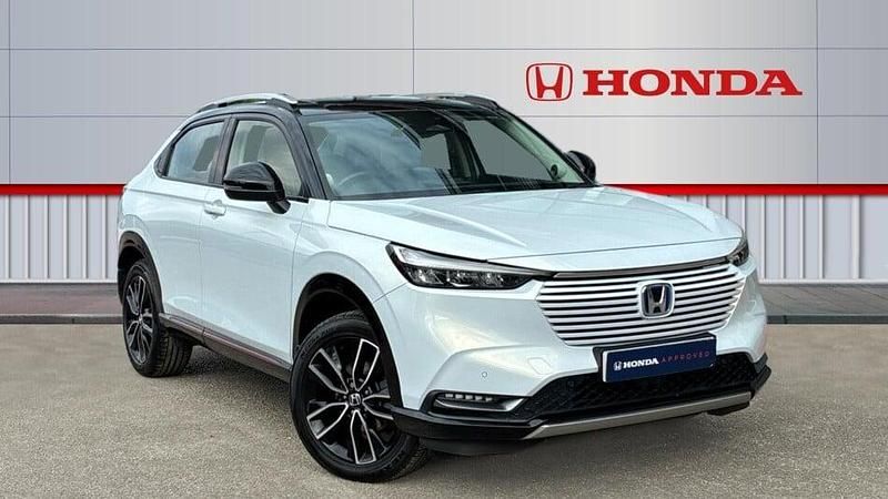 White Used 2021 Honda HR-V Advance SUV | £21,822 (Fair price) - Image 1/4
