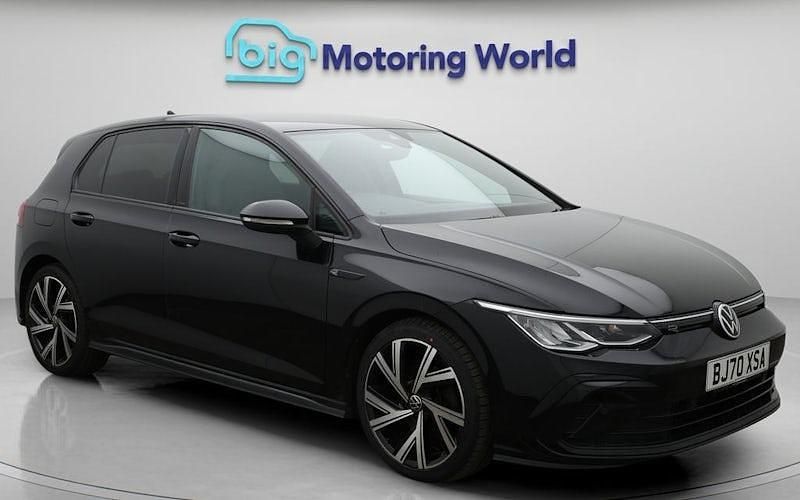 Used 2024 VW Golf VIII R-line Hatchback | £16,700 (Good price) - Image 1/4