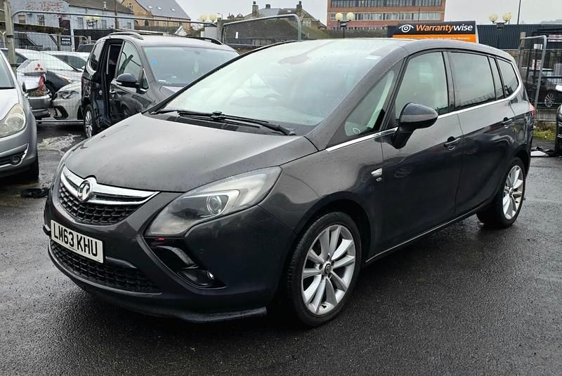 Second-hand Vauxhall Zafira Elite 170 CP (125 kW) 2013 Gri Monovolum