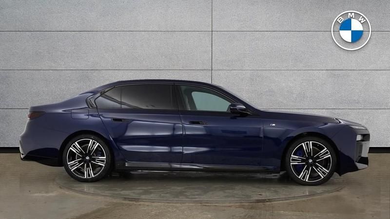 Used BMW i7 M Sport 394 kW (537 HP) 2025 Blue Sedan