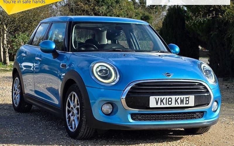 Used Mini Cooper Hatch 136 HP (100 kW) 2018 Blue Hatchback