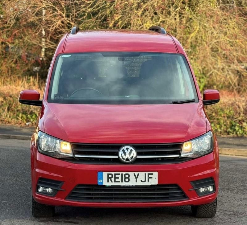 Used VW Caddy Maxi Life 2018 Red MPV