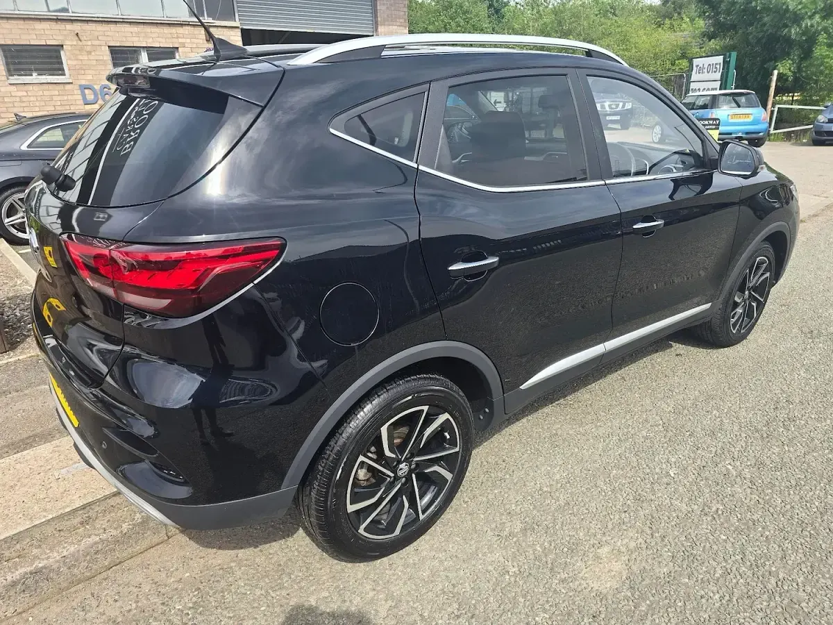 Used MG ZS Exclusive 106 HP (77 kW) 2023 Black SUV