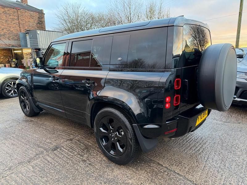 Second-hand Land Rover Defender HSE 2020 Negru Break