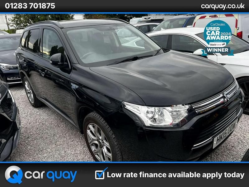 Black Used 2015 Mitsubishi Outlander P-HEV Estate | £9,495 (Good price) - Image 1/2