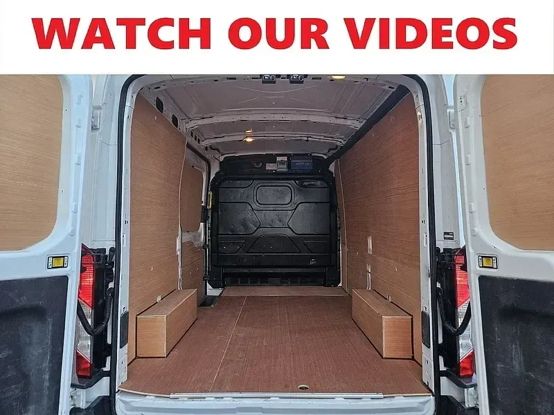Used Ford Transit 105 HP (77 kW) 2021 White Van
