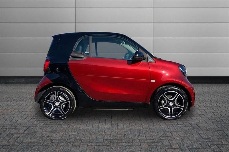 Used Smart ForTwo Electric Drive Premium 60 kW (82 HP) 2020 Carmine red Coupe