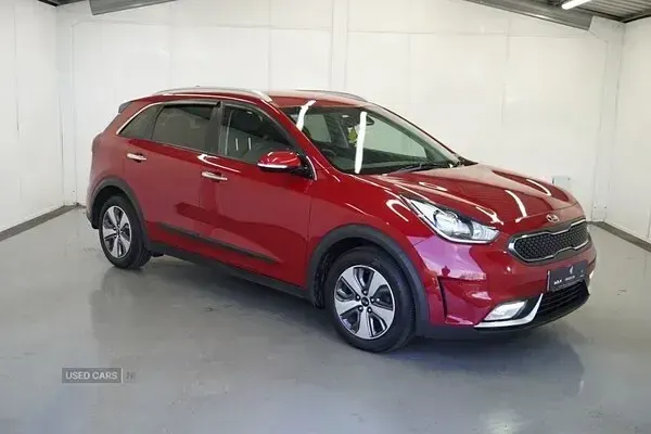 Used Kia Niro 141 HP (103 kW) 2018 Red SUV