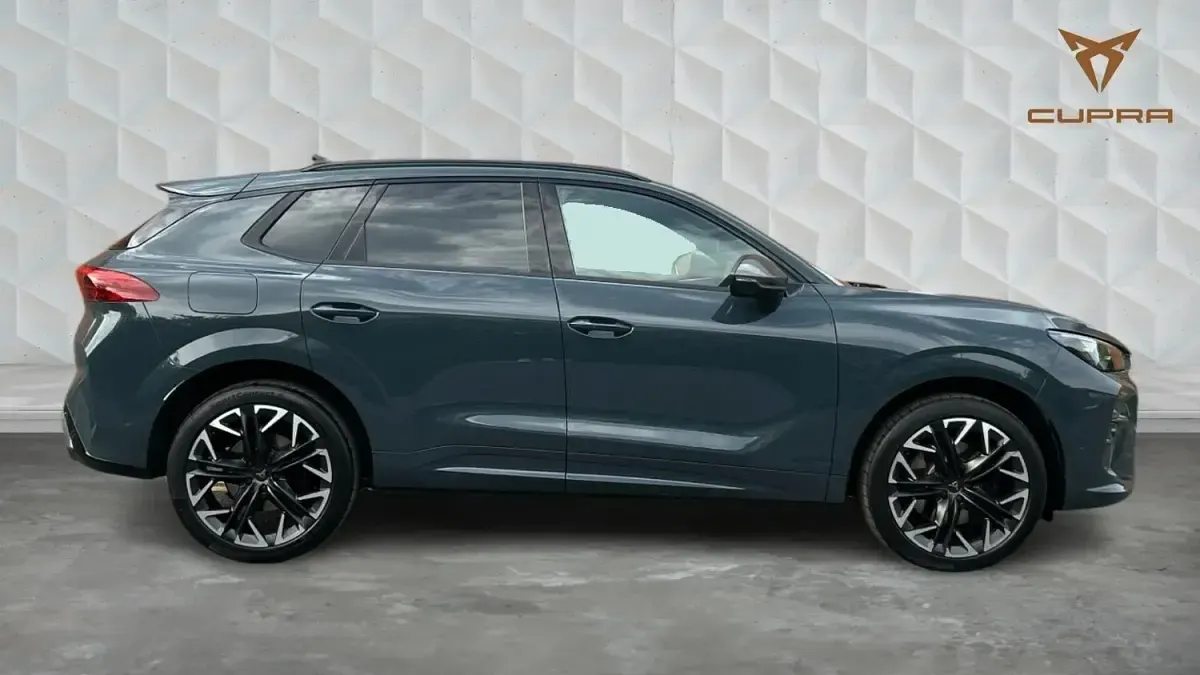 Used Cupra Terramar VZ2 267 HP (196 kW) 2025 Blue SUV