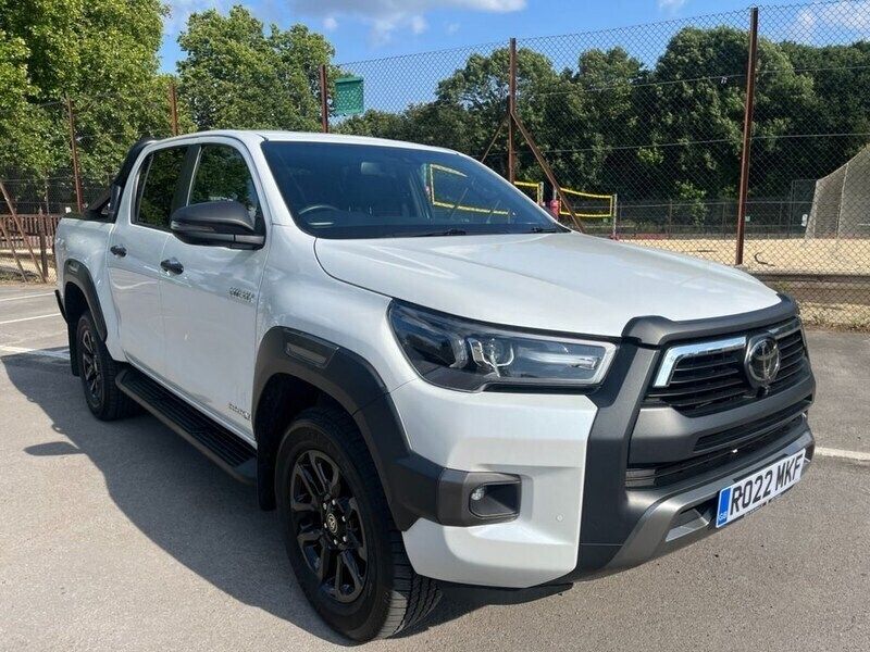 White Used 2022 Toyota HiLux Pickup | £29,995 (Good price) - Image 1/4