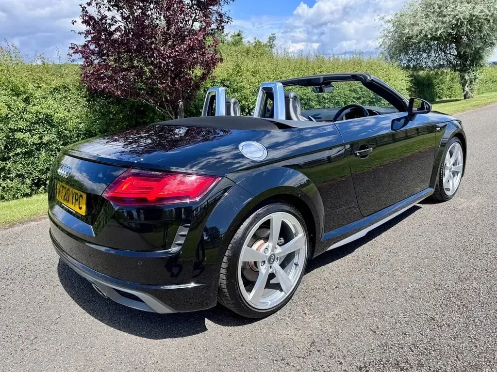 Used Audi TT Roadster S-Line 197 HP (144 kW) 2020 Black Cabriolet