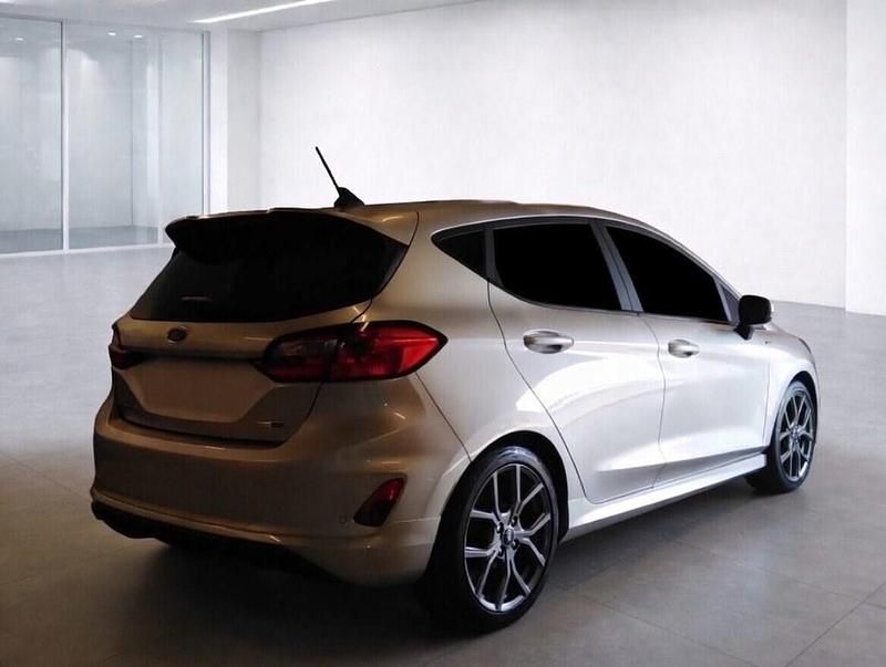 Usado Ford Fiesta ST-Line 2022 Prateado Citadino