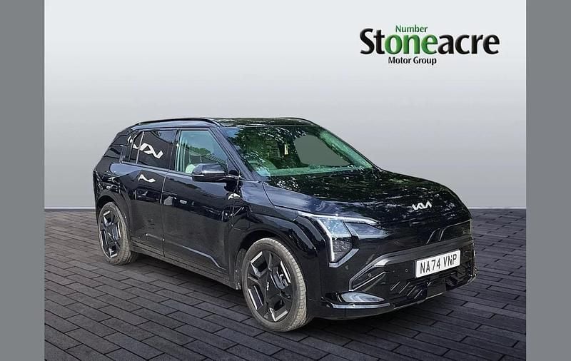 Black Used 2024 Kia EV3 GT-Line SUV | £30,989 (Super price) - Image 1/2