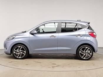 Neu Hyundai i10 Premium 79 PS (58 kW) 2026 Schwarz Kleinwagen