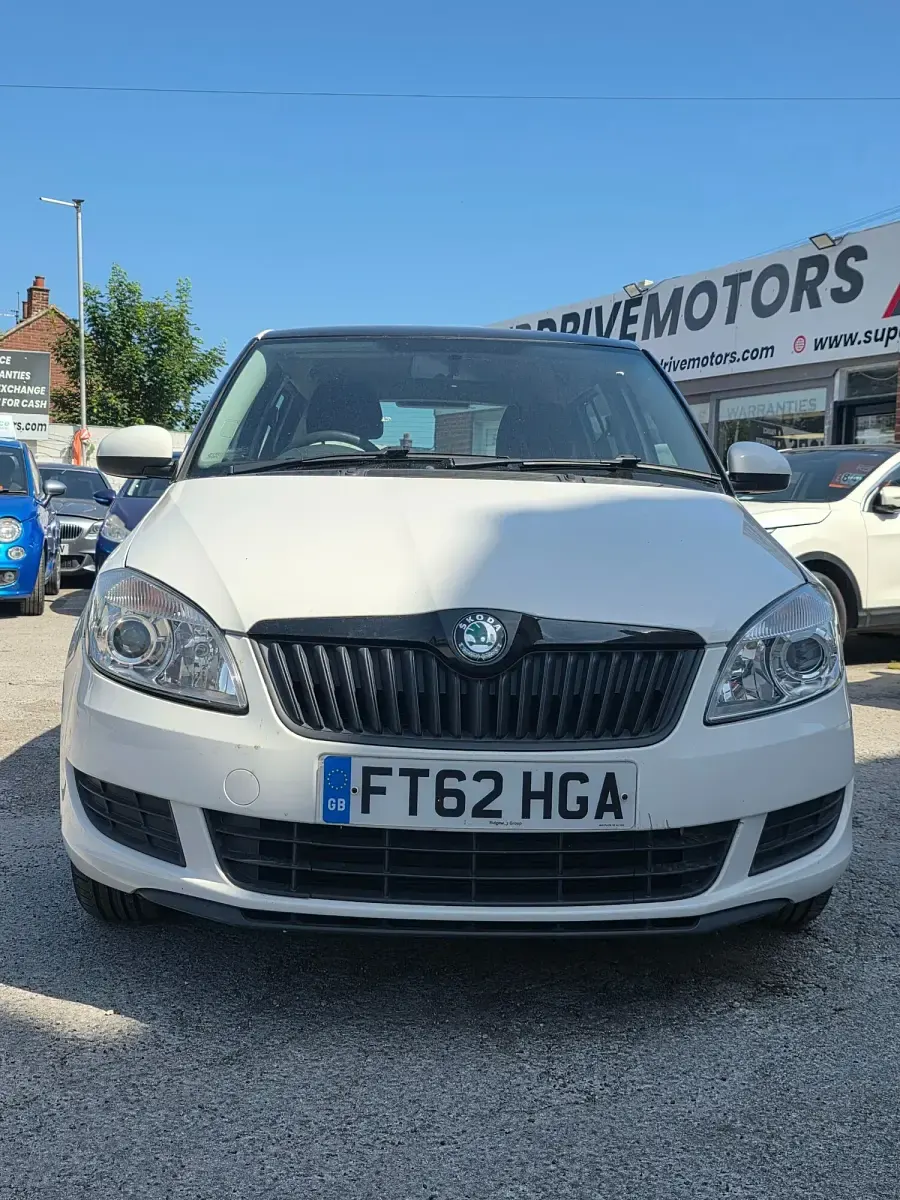 Used Skoda Fabia SE 2012 White Hatchback