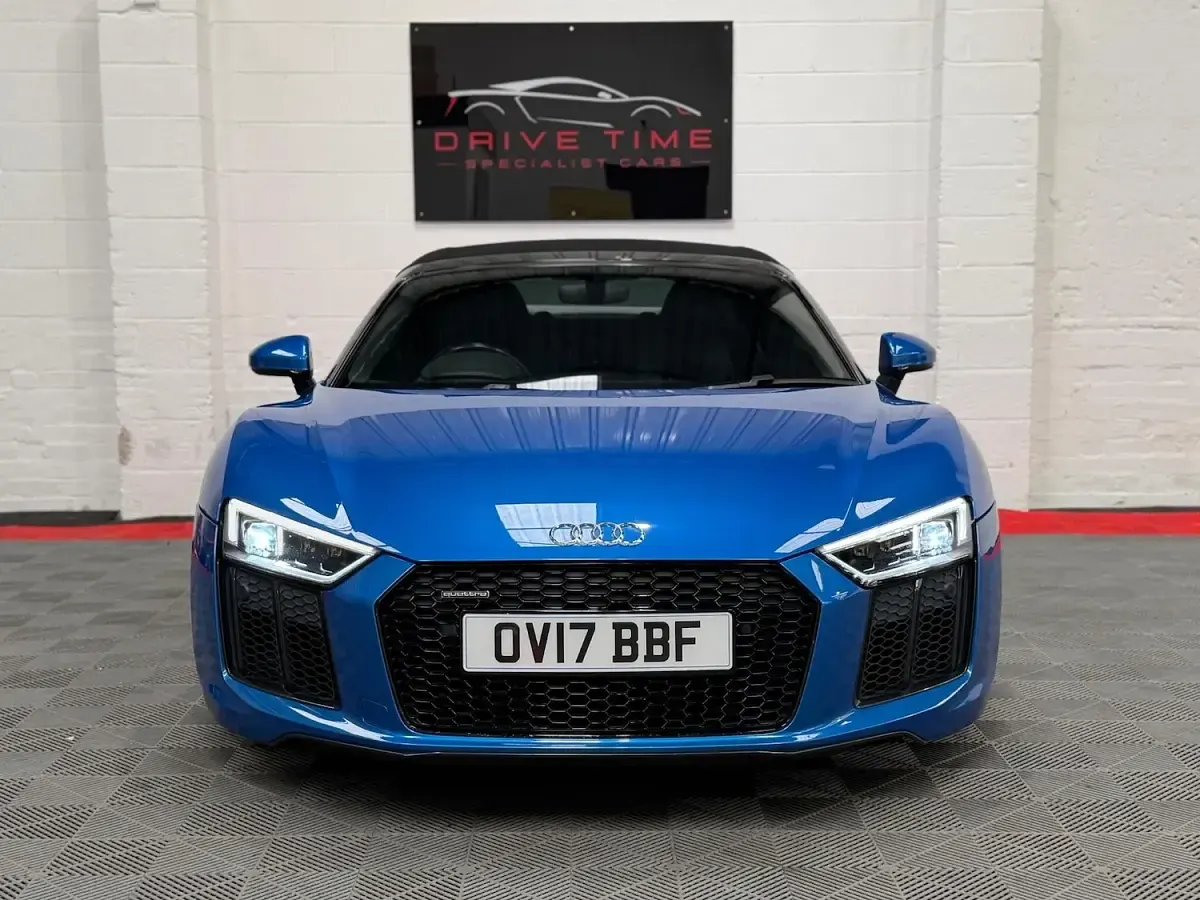 Used Audi R8 Spyder Comfort 2017 Blue Cabriolet